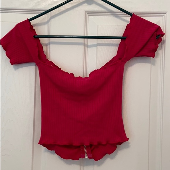 Hot pink crop top anyone? - Picture 2 of 3